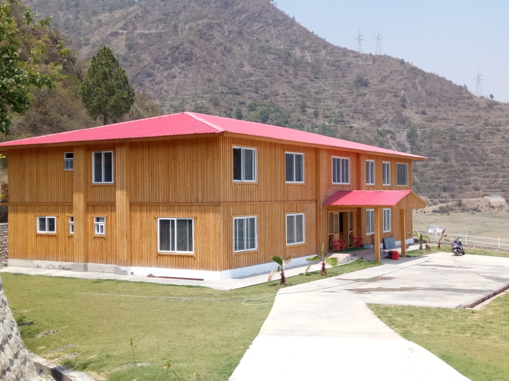 Government building — rooftop and terrace