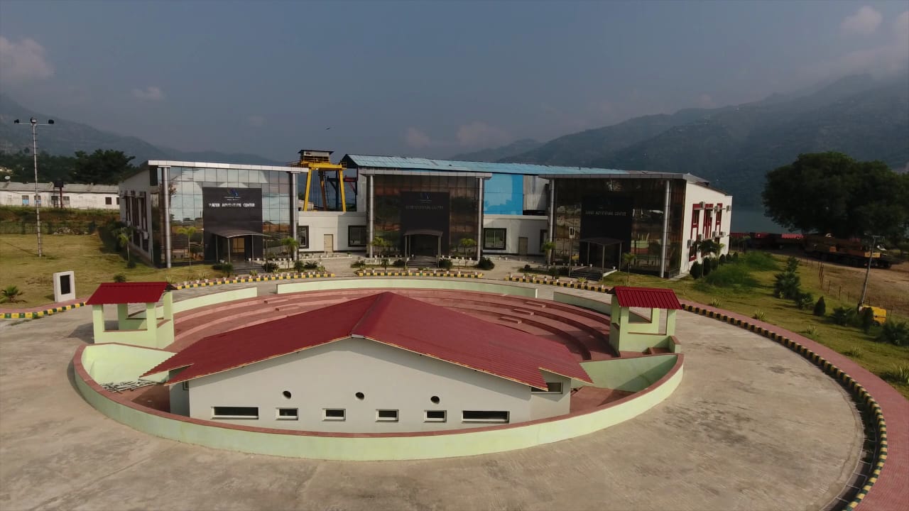 Government building — external landscaping